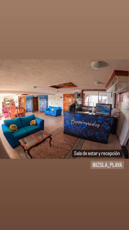 Отель La Izsla Плая-дель-Кармен Экстерьер фото